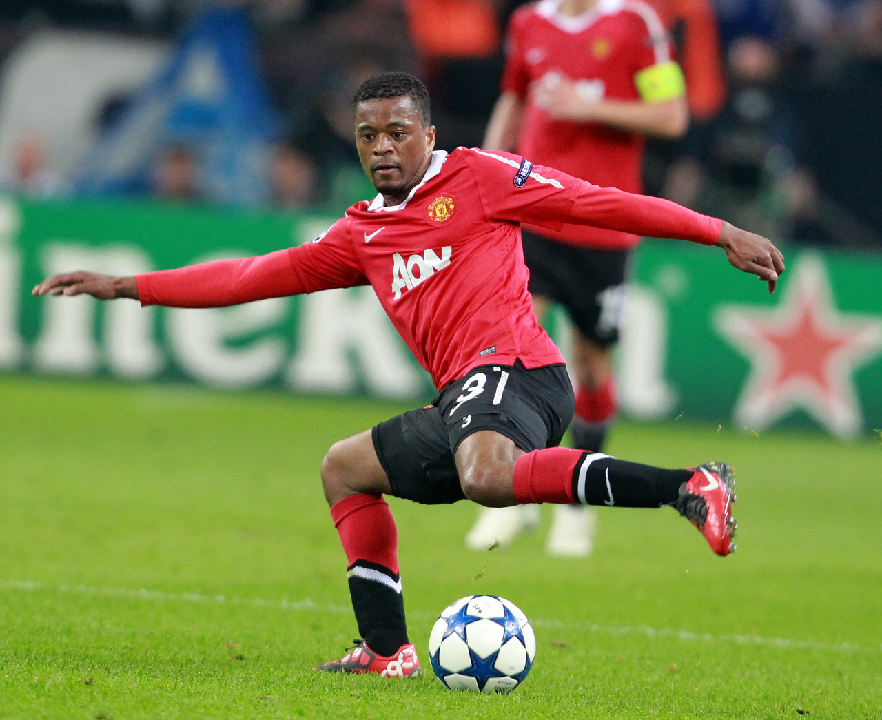 疯三8强战：休斯顿大学顺利通关 分区头名齐聚四强.